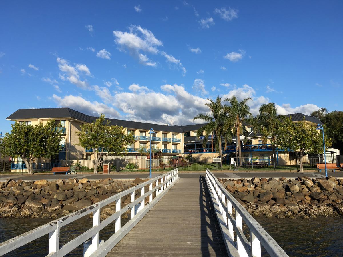Motel Mariners On The Waterfront à Batemans Bay Extérieur photo