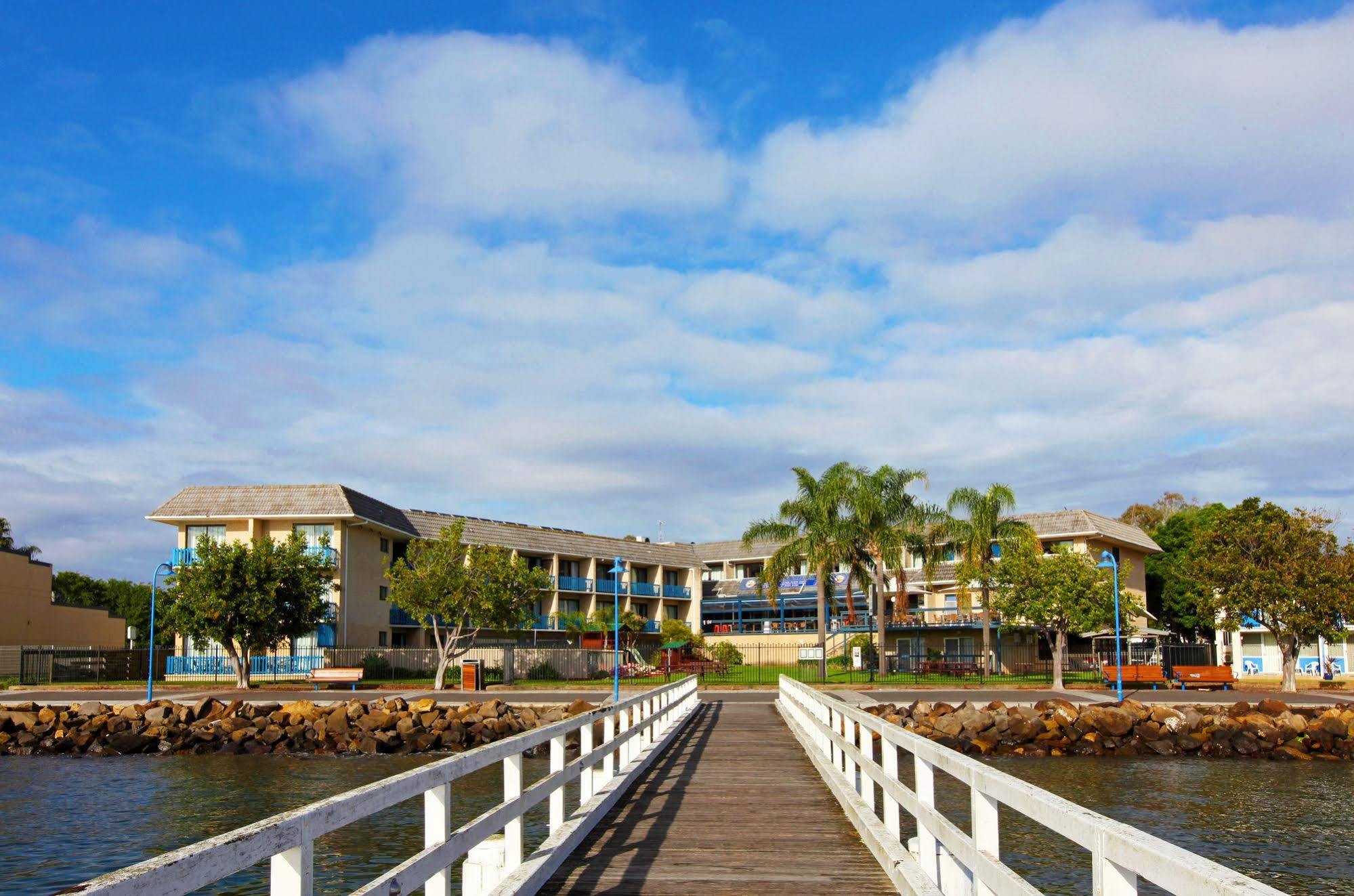 Motel Mariners On The Waterfront à Batemans Bay Extérieur photo